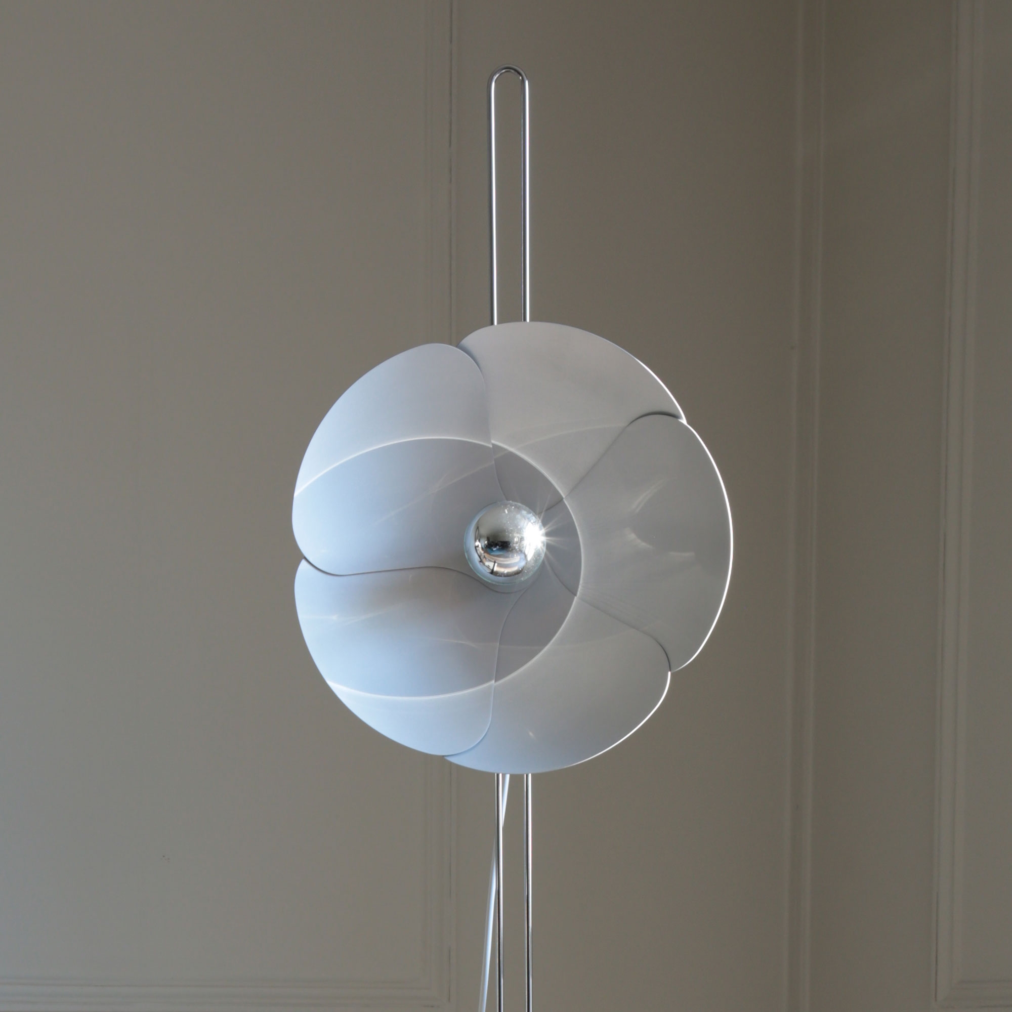 2093-150 Floor Lamp - Olivier Mourgue - Disderot