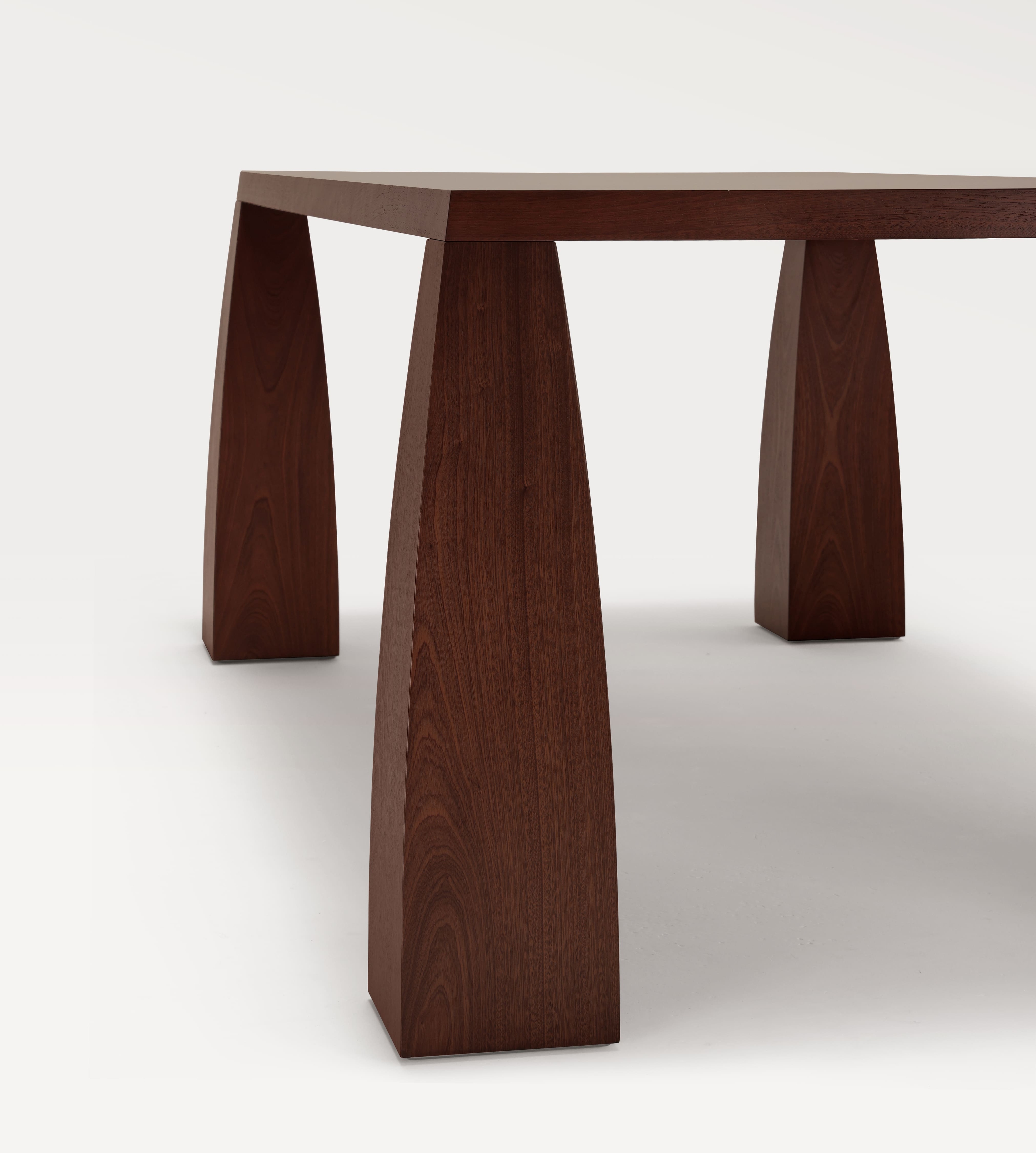 Khram dining table, Racines, Aède Studios