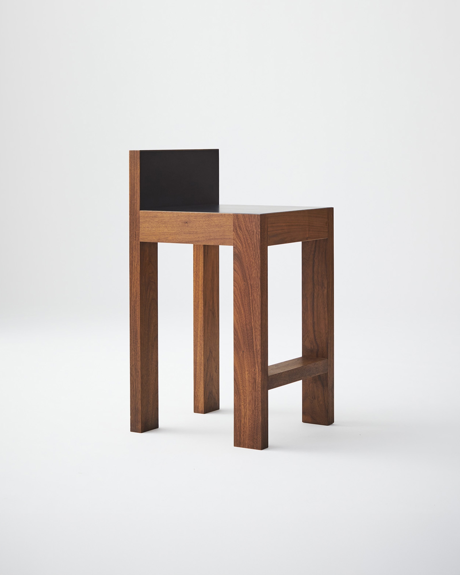 Strict Bar Stool - Veermakers